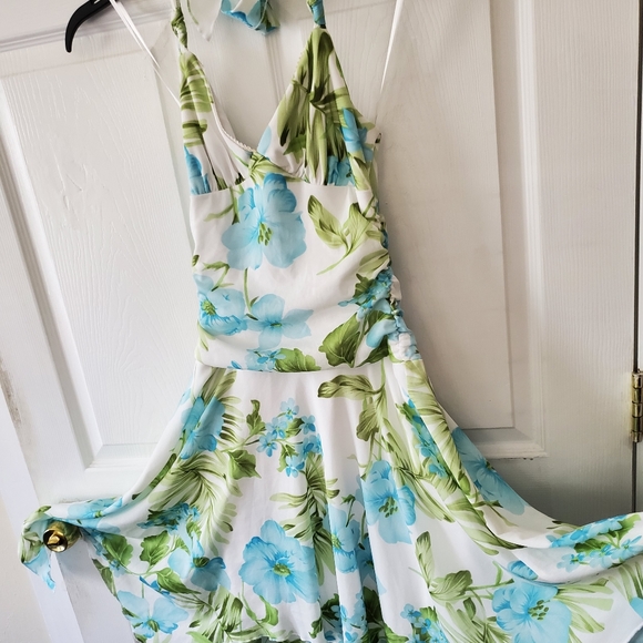 Sundress sz L - Picture 2 of 4
